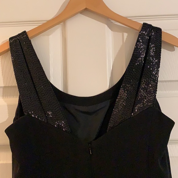 Dana Buchman black 2piece beaded tuxedo dress. The epitome of elegance! - Picture 10 of 12